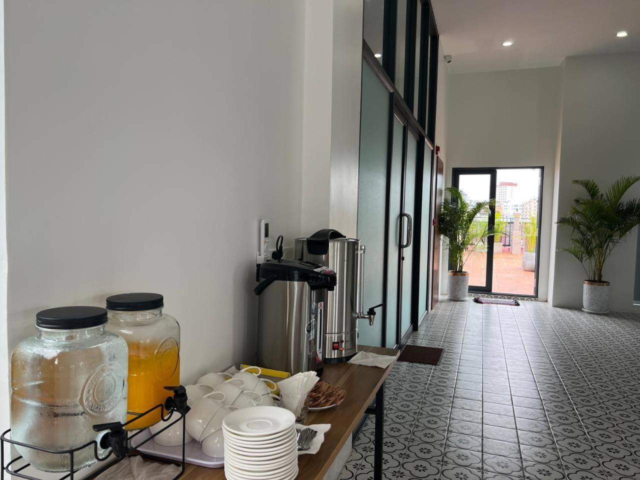 C-Hotel Sihanoukville Extérieur photo