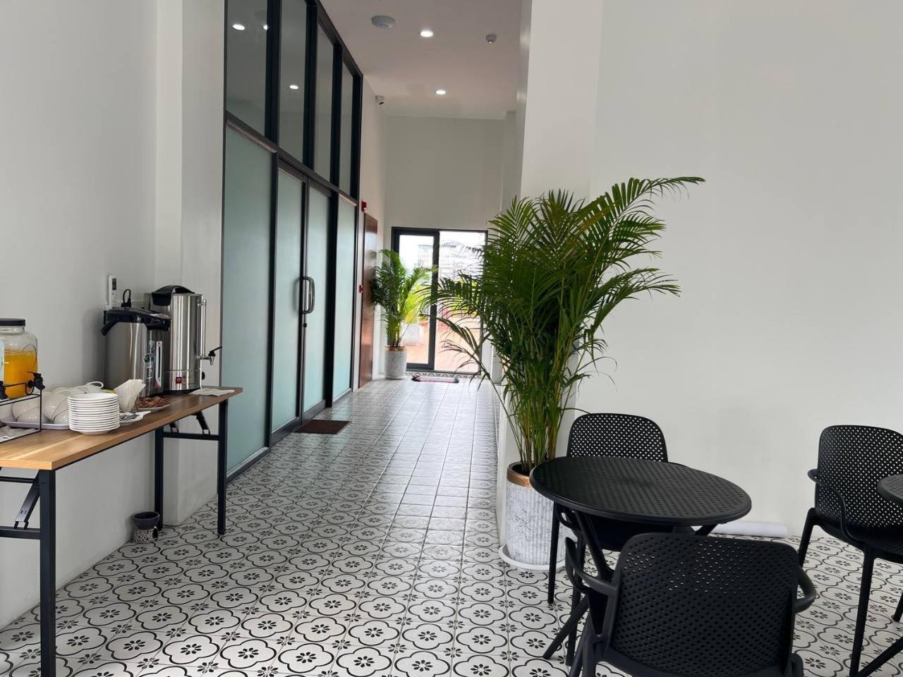C-Hotel Sihanoukville Extérieur photo
